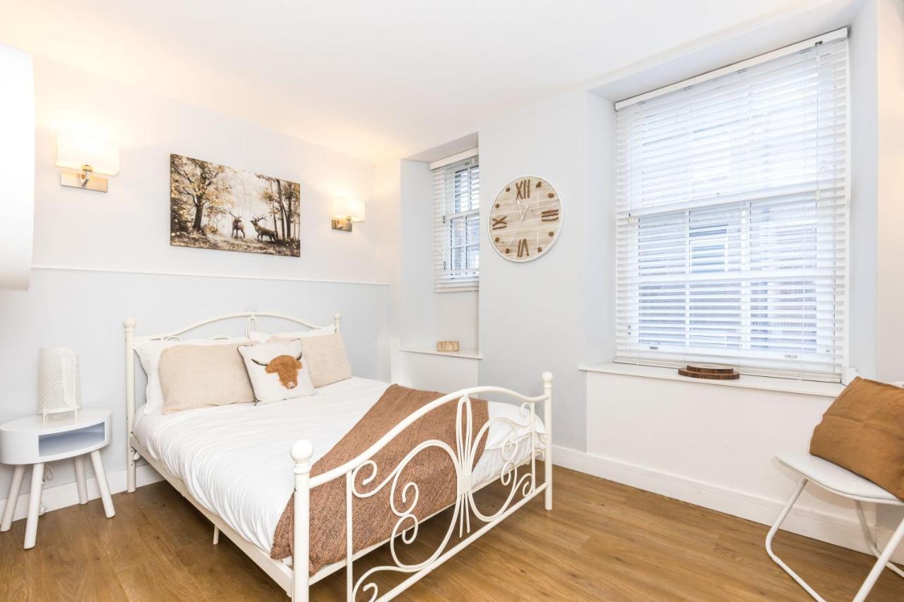 Luxury Modern 3 Bedroom Apartment In City Centre Edimburgo Esterno foto