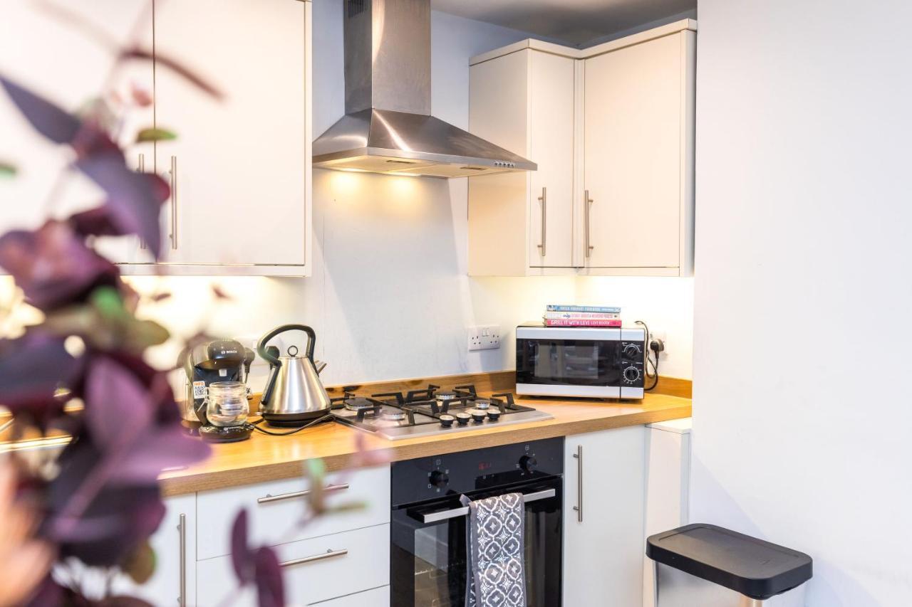 Luxury Modern 3 Bedroom Apartment In City Centre Edimburgo Esterno foto