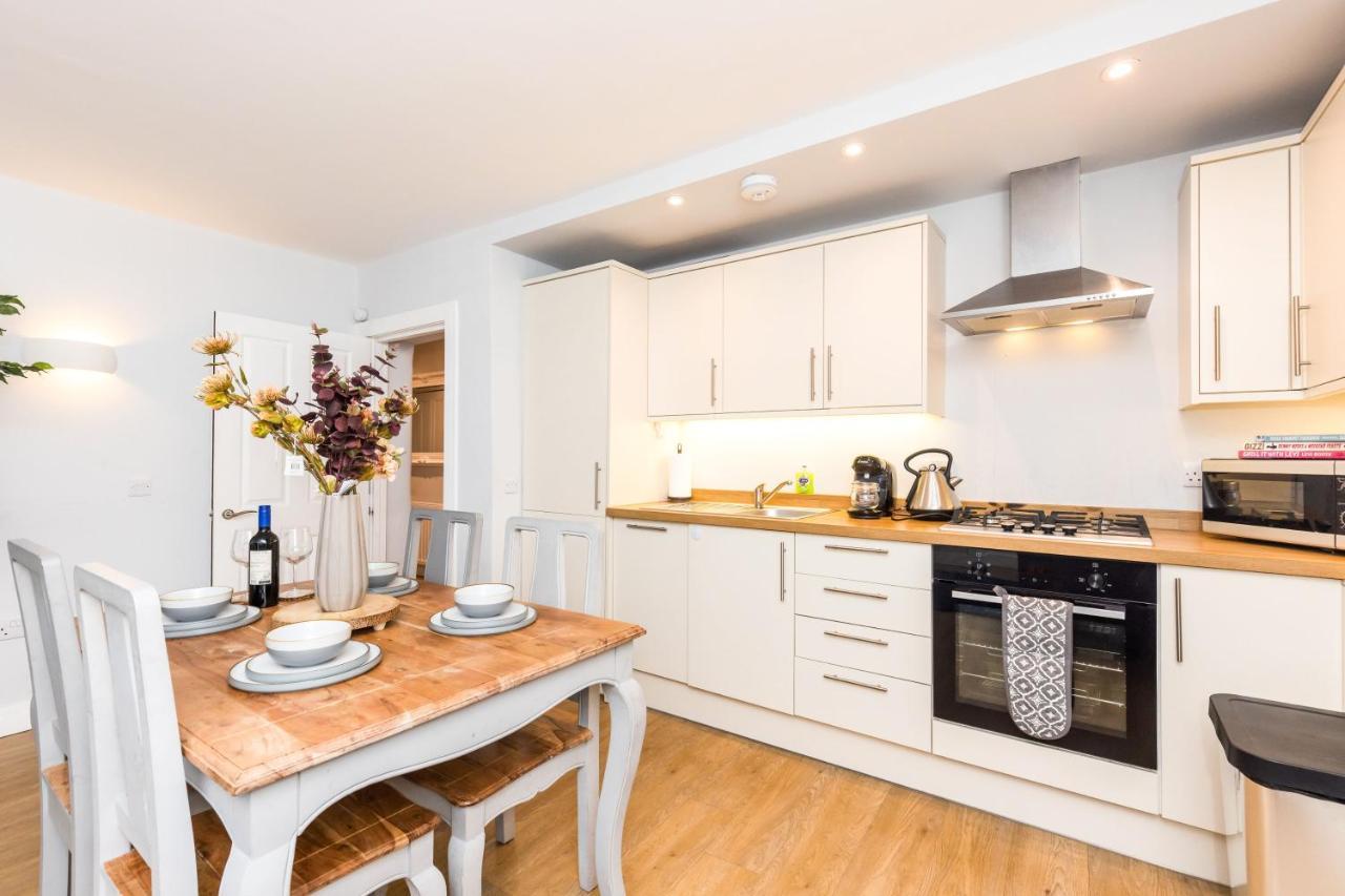 Luxury Modern 3 Bedroom Apartment In City Centre Edimburgo Esterno foto