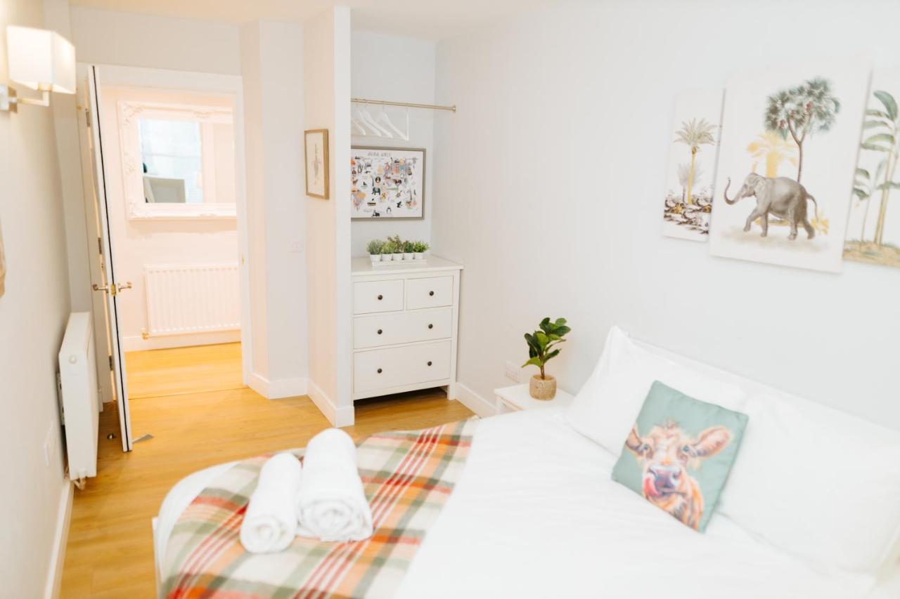 Luxury Modern 3 Bedroom Apartment In City Centre Edimburgo Esterno foto