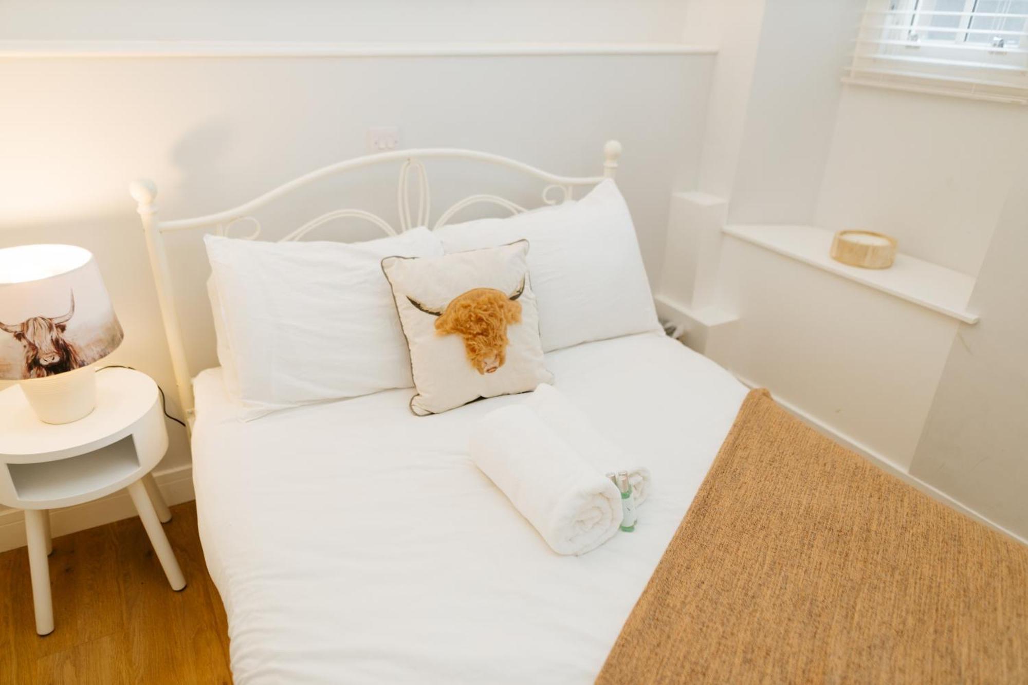 Luxury Modern 3 Bedroom Apartment In City Centre Edimburgo Esterno foto