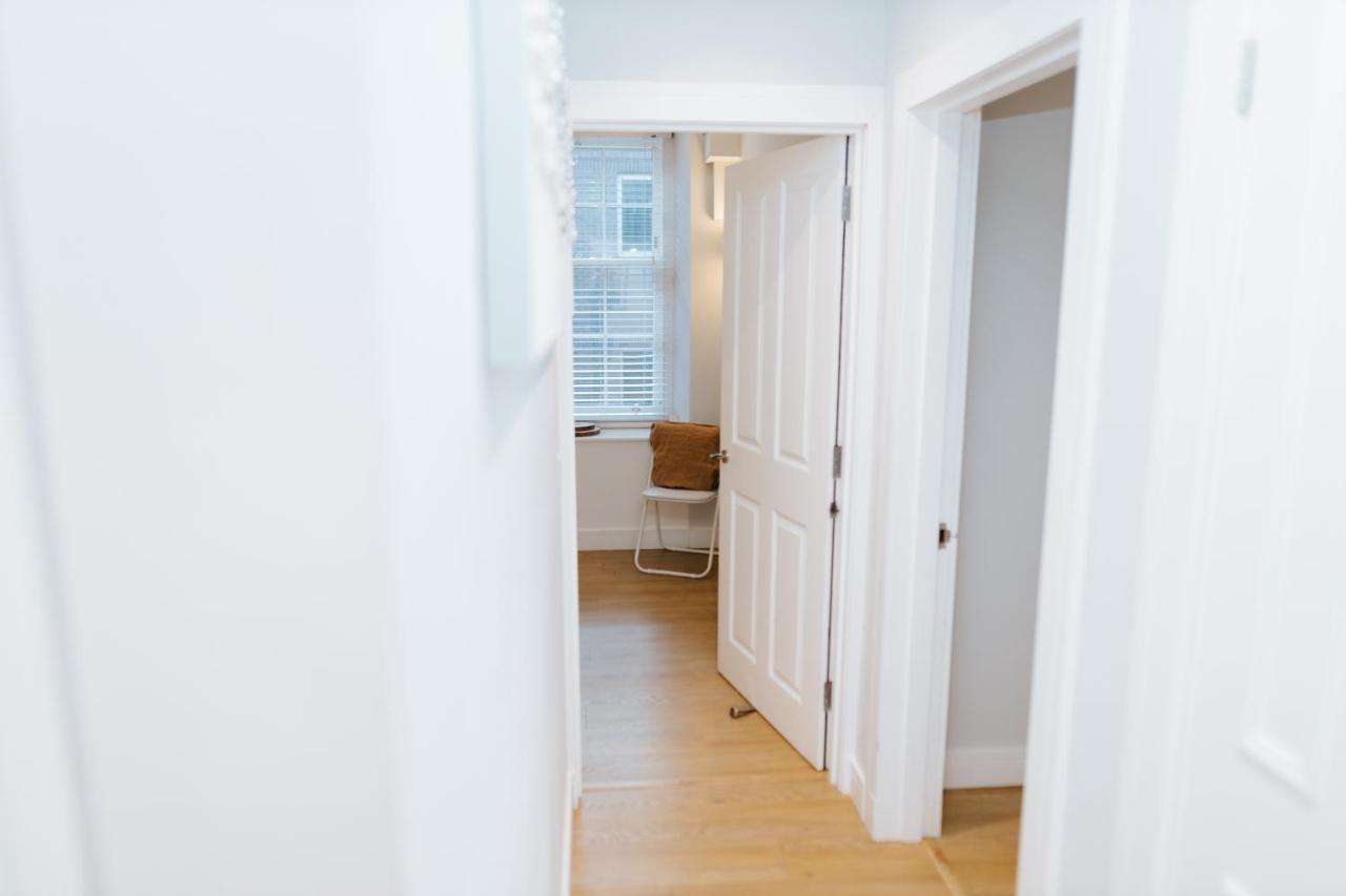 Luxury Modern 3 Bedroom Apartment In City Centre Edimburgo Esterno foto