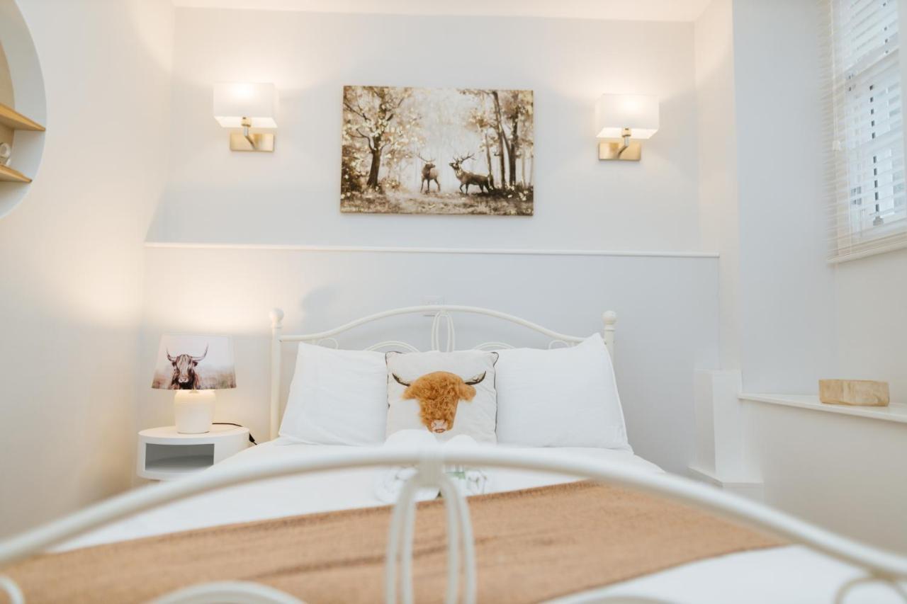Luxury Modern 3 Bedroom Apartment In City Centre Edimburgo Esterno foto